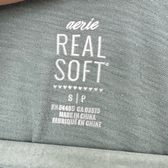 Aerie Long Sleeve V-Neck Top Real Soft - Picture 3 of 3